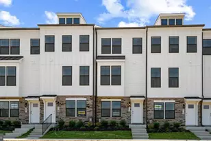 330 Ensemble Wy, Frederick, MD 21701 - Photo 2