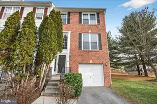 1944 Crossing Stone Ct, Frederick, MD 21702 - Photo 2