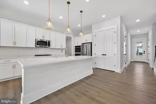 1154 Potomac View Pkwy, Brunswick, MD 21716 - Photo 2