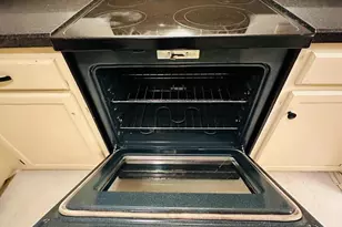 8206 Red Wing Ct, Frederick, MD 21701 - Photo 4