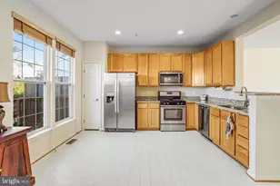 5520 Upshur Square, Frederick, MD 21703 - Photo 36