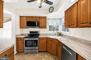 264 Providence Cir, Walkersville, MD 21793 - Photo 14