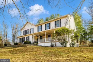 12407 Hill Ct, Mount Airy, MD 21771 - Photo 4