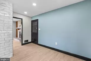 3887 Shadywood Dr, Jefferson, MD 21755 - Photo 8