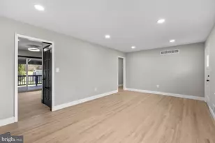 3887 Shadywood Dr, Jefferson, MD 21755 - Photo 6