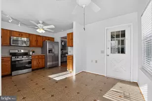 7046 Catalpa Rd, Frederick, MD 21703 - Photo 16