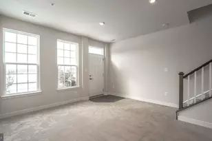 6404 Wild Plum Dr, Frederick, MD 21703 - Photo 2