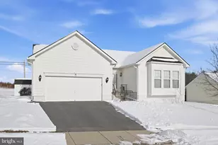 6 Sylvia Cir, Thurmont, MD 21788 - Photo 2