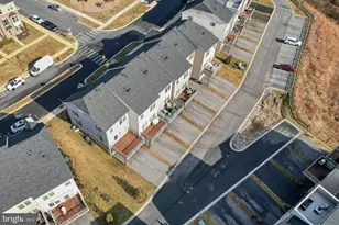 5831 Pecking Stone St, New Market, MD 21774 - Photo 4