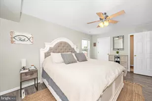 3855 Shadywood Dr, Jefferson, MD 21755 - Photo 4