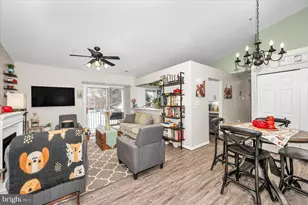 3855 Shadywood Dr, Jefferson, MD 21755 - Photo 12