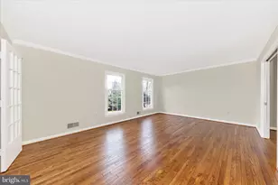 5815 Meadow Dr, Frederick, MD 21701 - Photo 8