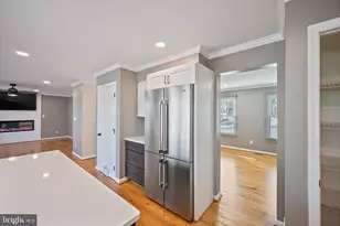 1105 Village Gate Dr, Mount Airy, MD 21771 - Photo 10