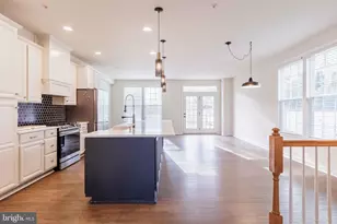 9733 Braidwood Ter, Frederick, MD 21704 - Photo 6