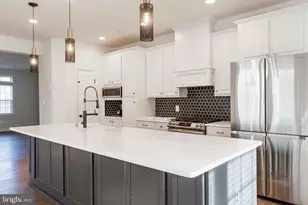 9733 Braidwood Ter, Frederick, MD 21704 - Photo 8