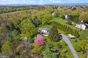 4106 Gene Hemp Rd, Jefferson, MD 21755 - Photo 2