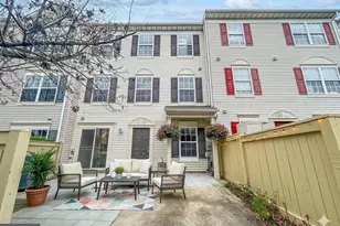 102 Crossbill Way, Frederick, MD 21702 - Photo 2