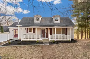 5209 Woodville Rd, Mount Airy, MD 21771 - Photo 2