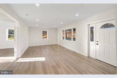 5209 Woodville Road, Mount Airy, MD 21771 - Photo 8