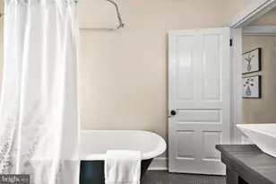 23 W 4th St, Frederick, MD 21701 - Photo 82