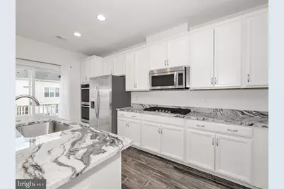 667 E Church Street #B, Frederick, MD 21701 - Photo 10