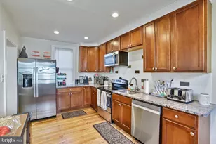 13 E C St, Brunswick, MD 21716 - Photo 8