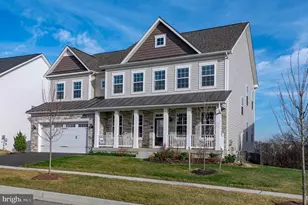 1011 Monocacy Crossing Pkwy, Brunswick, MD 21716 - Photo 2