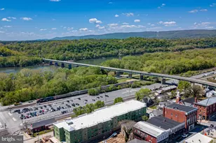 1011 Monocacy Crossing Pkwy, Brunswick, MD 21716 - Photo 98