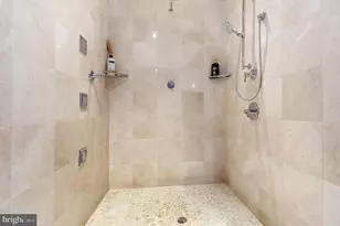 1402 Thurston Rd, Dickerson, MD 20842 - Photo 38