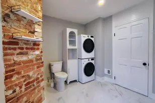 230 S Market St, Frederick, MD 21701 - Photo 6