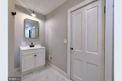 230 S Market Street #1, Frederick, MD 21701 - Photo 8