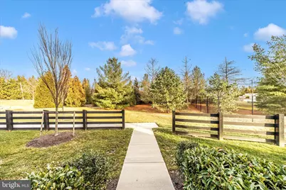 1600 Hobble Trail, Frederick, MD 21702 - Photo 2