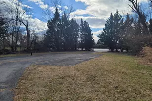 8325 Yellow Springs Rd, Frederick, MD 21702 - Photo 12