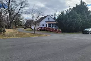 8325 Yellow Springs Rd, Frederick, MD 21702 - Photo 2