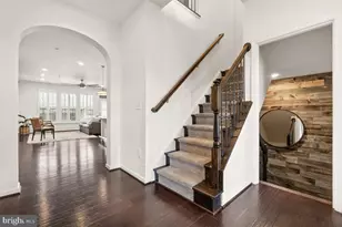 3034 Palatine Dr, Frederick, MD 21701 - Photo 2