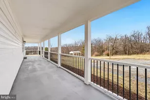 5717 Shaw Dr, Frederick, MD 21704 - Photo 2