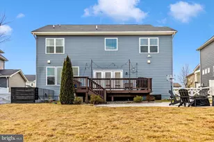 1113 Lakin Dr, Frederick, MD 21702 - Photo 42