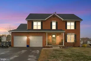 3334 Brockton Dr, Jefferson, MD 21755 - Photo 2