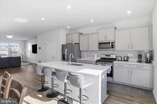 434 Herringbone Wy, Frederick, MD 21701 - Photo 6