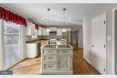 2107 Charlton House Way, Frederick, MD 21702 - Photo 16