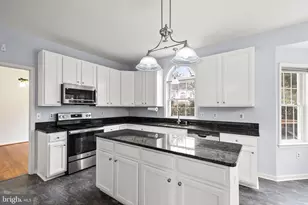 2548 Bear Den Rd, Frederick, MD 21701 - Photo 6