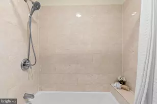 17 S Jefferson St, Frederick, MD 21701 - Photo 24