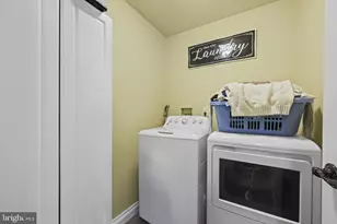 4026 Cherry Ln, Jefferson, MD 21755 - Photo 16