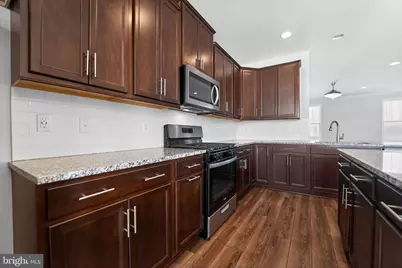 304 Faversham Pl, Frederick, MD 21701 - Photo 10