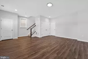 304 Faversham Pl, Frederick, MD 21701 - Photo 8