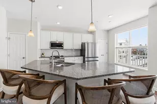 5902 Forum Sq, Frederick, MD 21703 - Photo 8