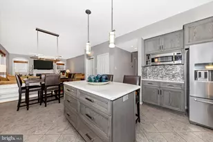 204 Old Island Ct, Walkersville, MD 21793 - Photo 8