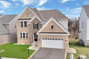 5719 Hawk Ridge Rd, Frederick, MD 21704 - Photo 2