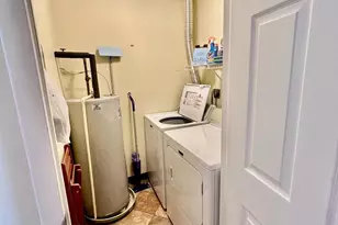 200 Chapel Ct, Walkersville, MD 21793 - Photo 12