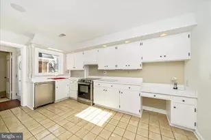 6501 Green Valley Rd, New Market, MD 21774 - Photo 32